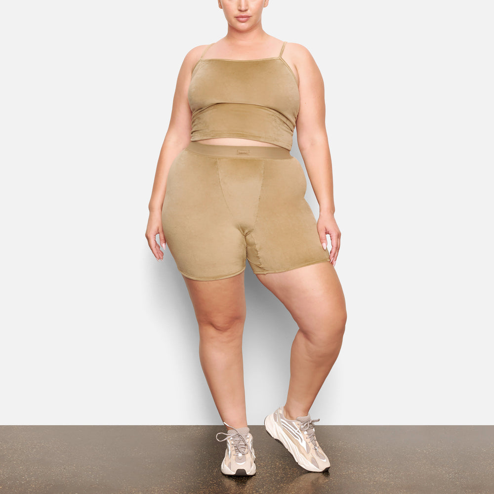 Skims VELOUR Cami Goud | 70BYFLSOG