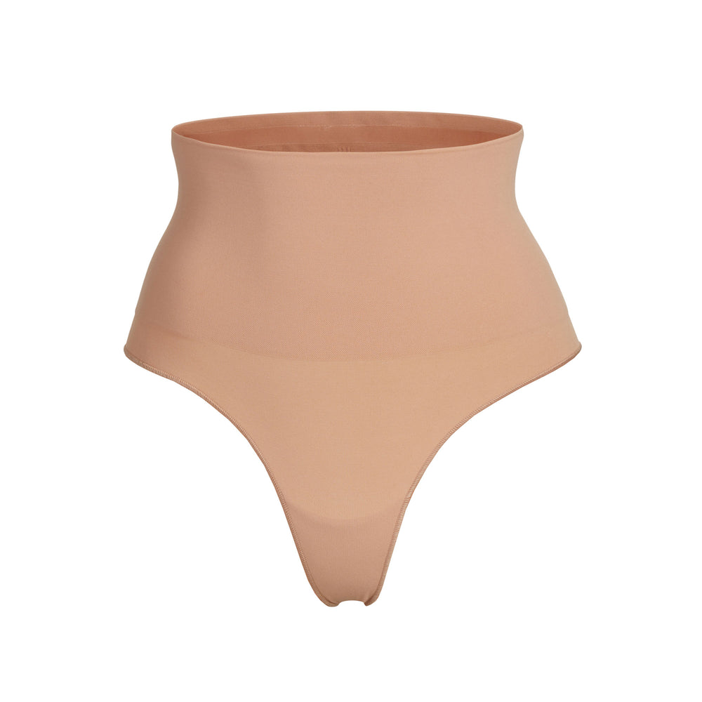 Skims CORE CONTROL Thong Beige | 15XFKSPHR