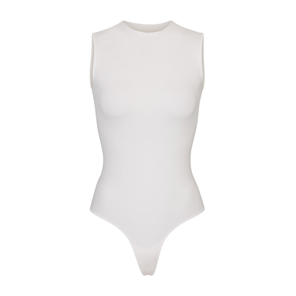 Skims ESSENTIAL CREW NECK Sleeveless Bodysuit Wit | 13JXGIZSW