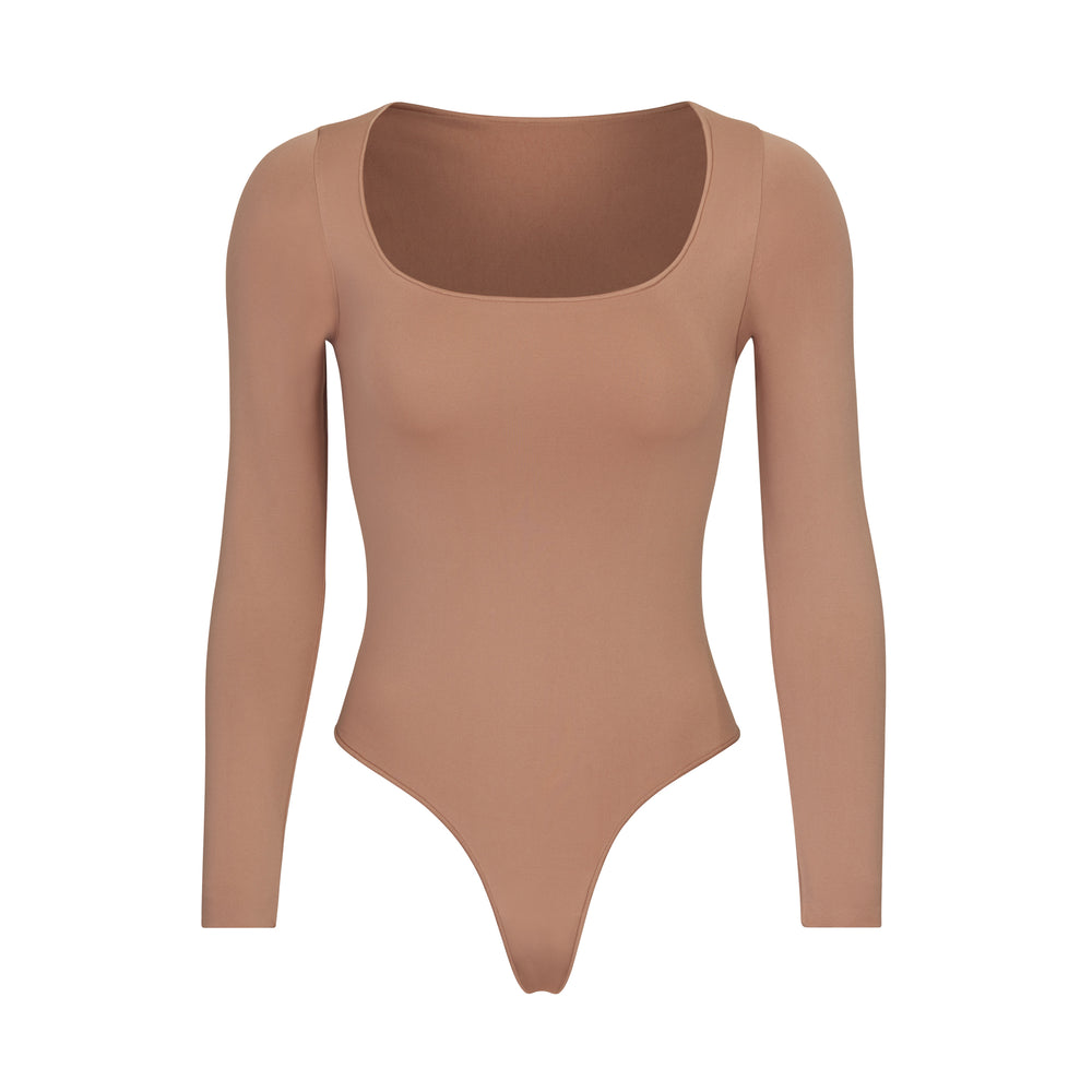Skims ESSENTIAL SCOOP NECK Long Sleeve Bodysuit Abrikoos | 84HKQVFJU