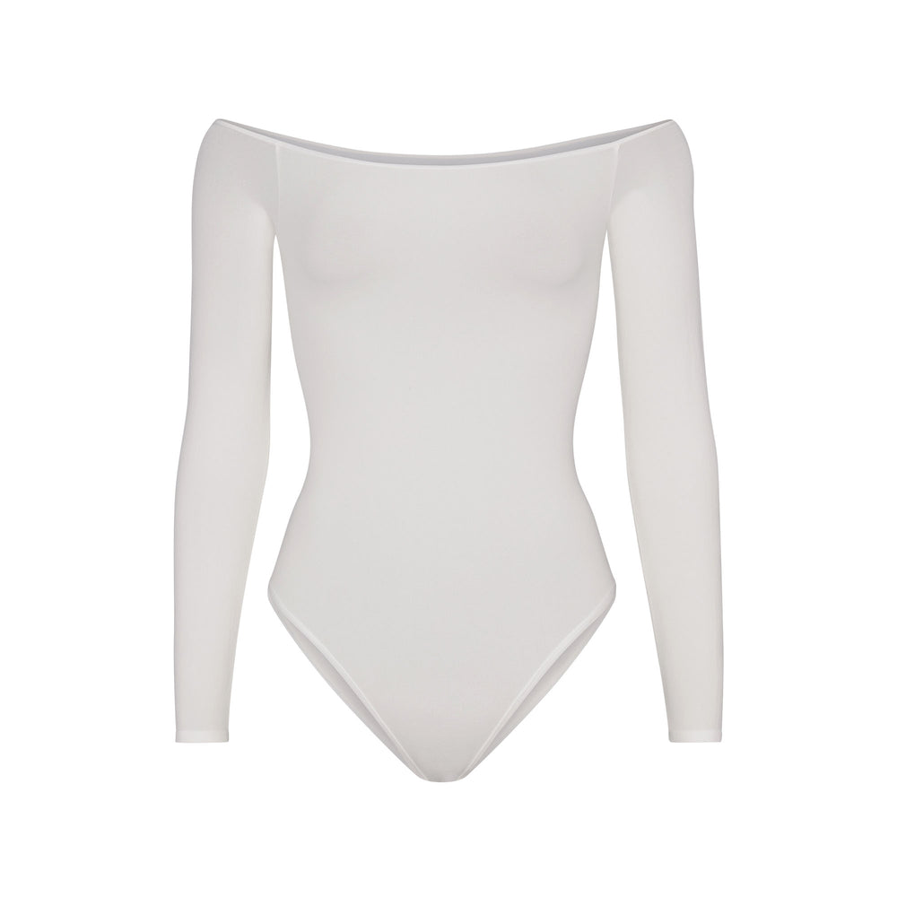 Skims LIGHT ESSENTIAL Off The Shoulder Bodysuit Wit | 59JNSHUOF