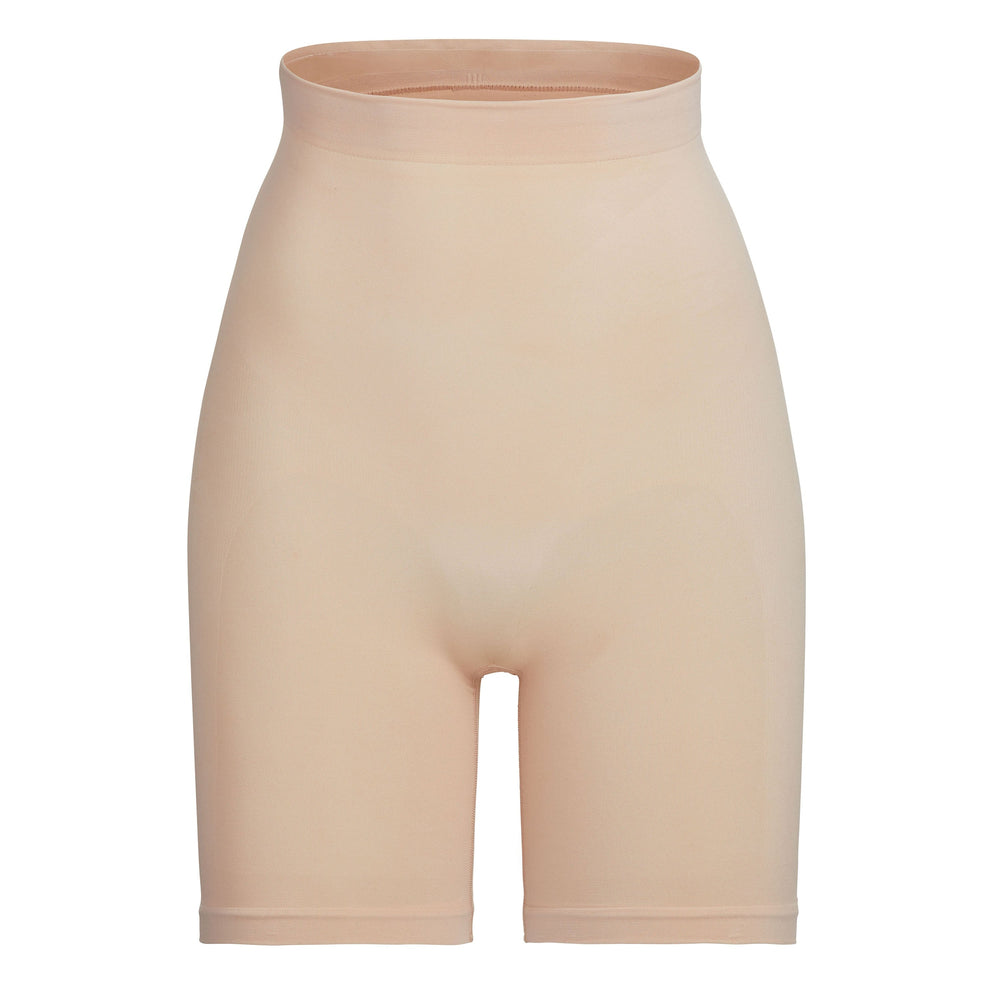 Skims SCULPTING ABOVE THE KNEE Korte Broek Beige | 75ICUPKAR