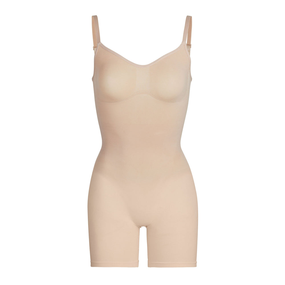 Skims SCULPTING BODYSUIT MID THIGH W. OPEN GUSSET Bodysuit Beige | 72QAHPMIS