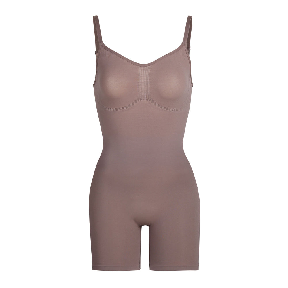 Skims SCULPTING BODYSUIT MID THIGH W. OPEN GUSSET Bodysuit Bruin | 74SRJLAPD