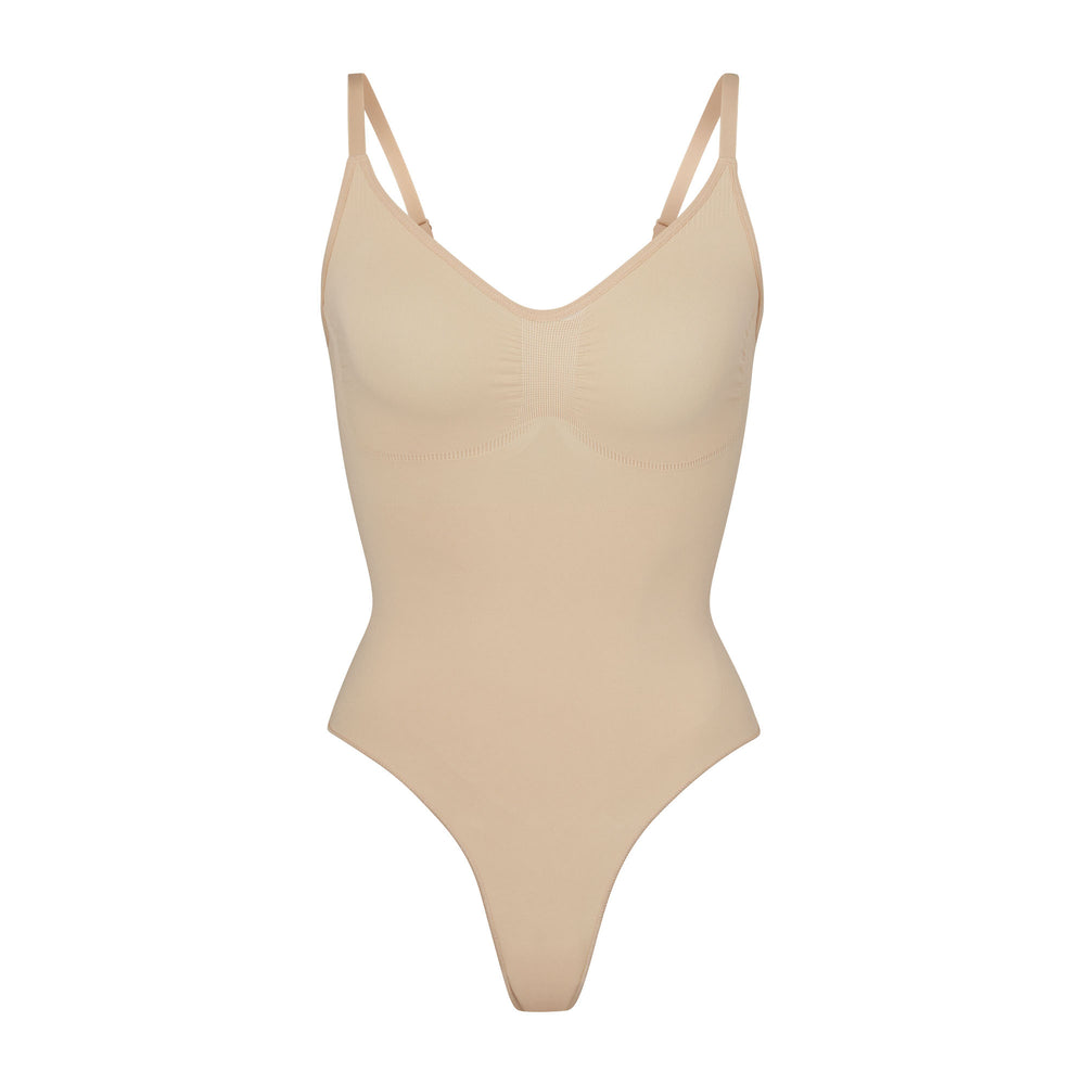 Skims SCULPTING THONG Bodysuit Beige | 56LRMYSEQ