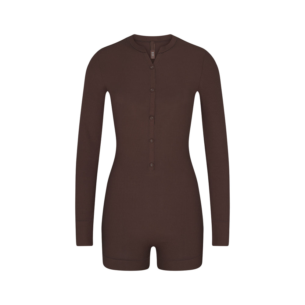 Skims SOFT LOUNGE BUTTON UP HENLEY Onesie Chocola | 13EOGNIPB