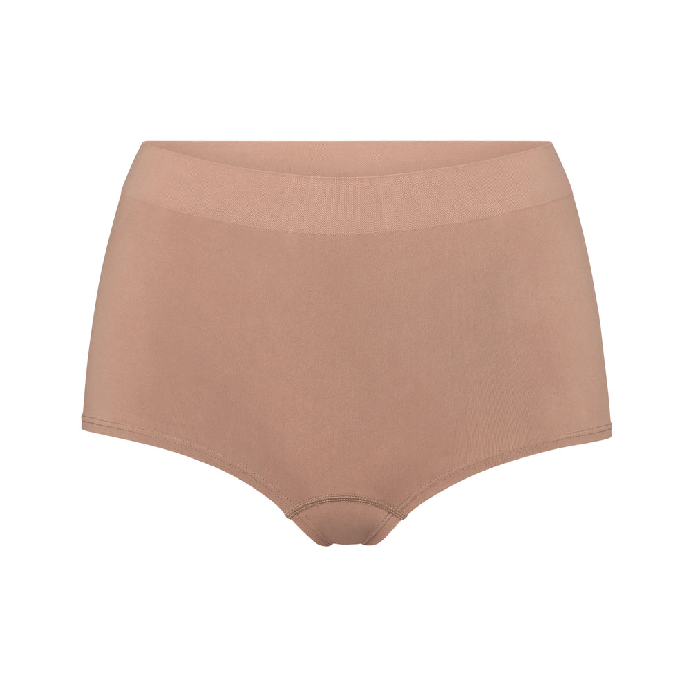Skims SOFT SMOOTHING Boy Short Abrikoos | 98KNSWEAL